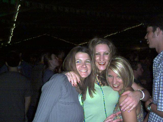 girls2.jpg